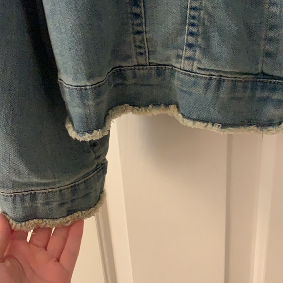 Jean Jacket with sherpa collar - Picture 5 of 5